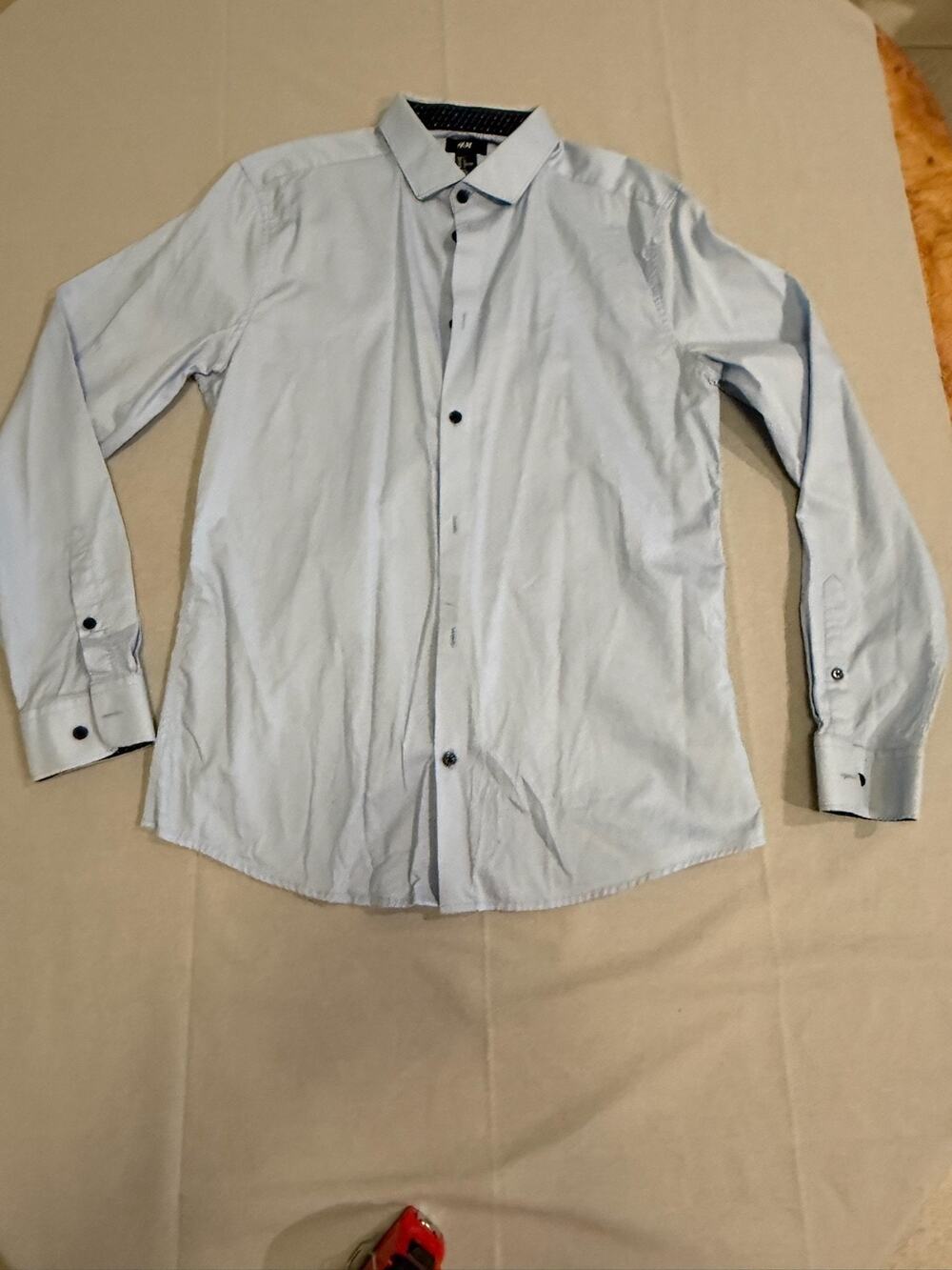 H&M Men’s Slim Fit Dress Shirt Light Blue Long Sleeve Button Up Size L